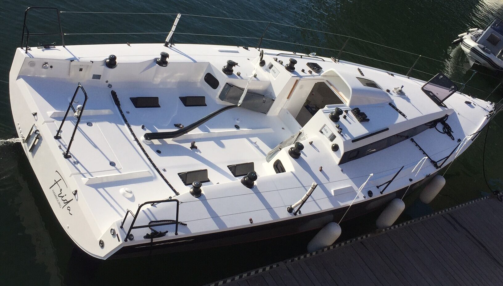 jpk 11.8 yacht